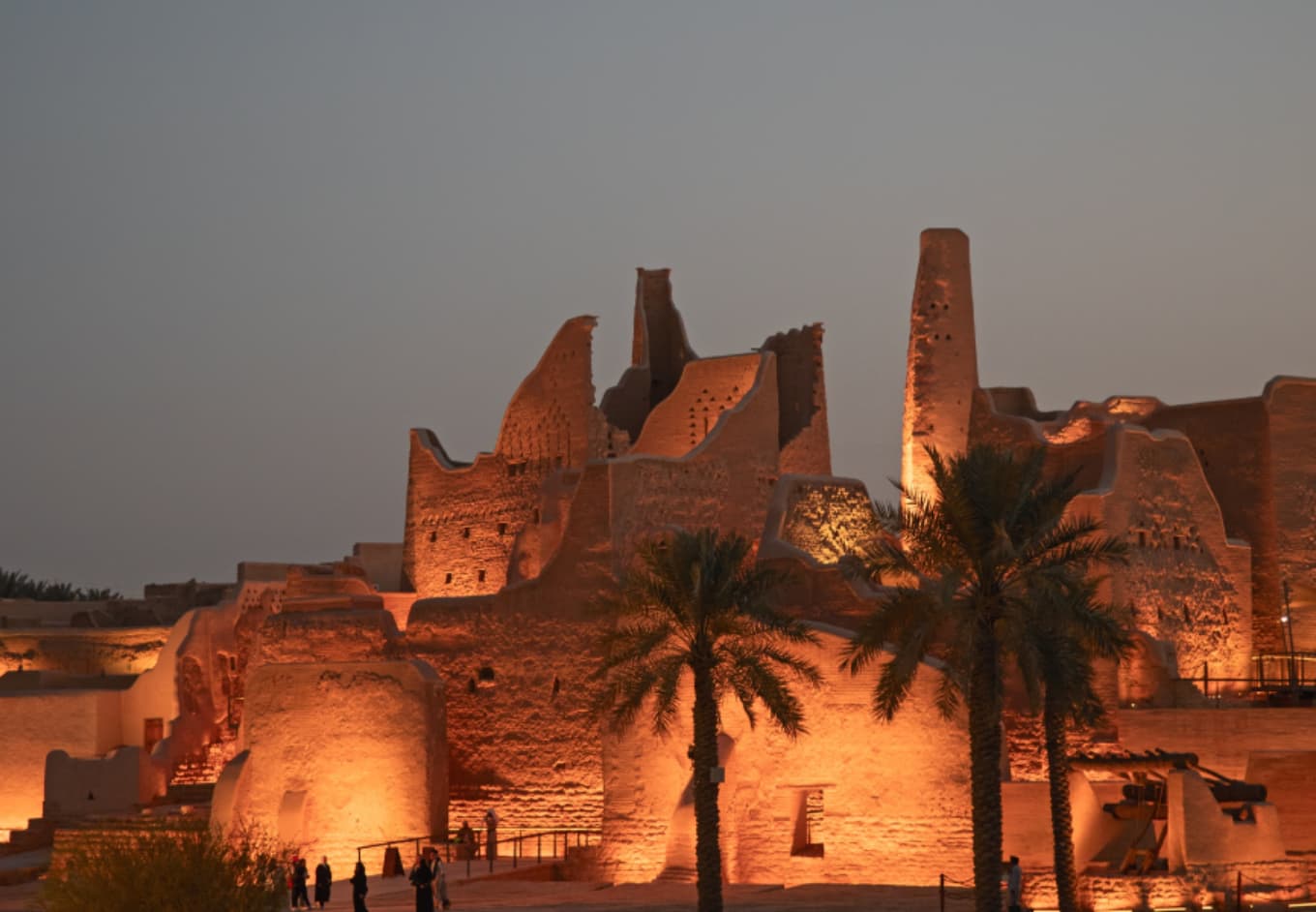 Diriyah Sunset View – Heritage Architecture (منظر الغروب في الدرعية – العمارة التراثية)